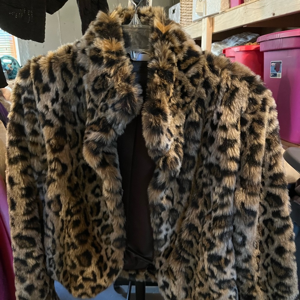 Allen B faux fur leopard jacket. Never worn
